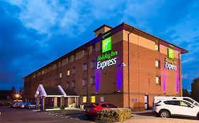 Holiday Inn Express Birmingham Oldbury